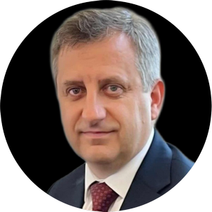 dr hab.<p>Piotr Frączek, prof. ucz.</p>